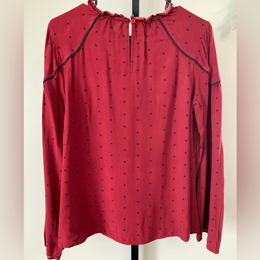 Crown & Ivy Maroon Blouse with Navy Dots and Trim - Picture 4 of 16